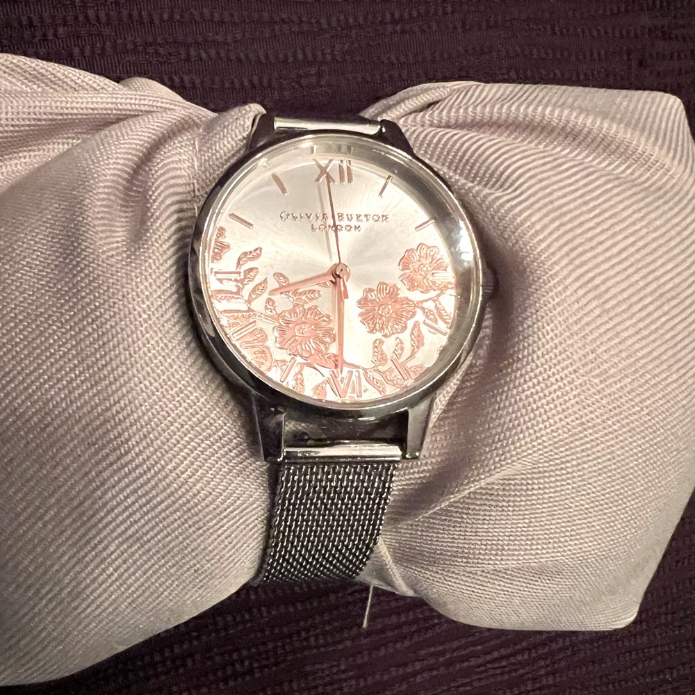 Watch Olivia Burton. Silver and pink gold. New with box.